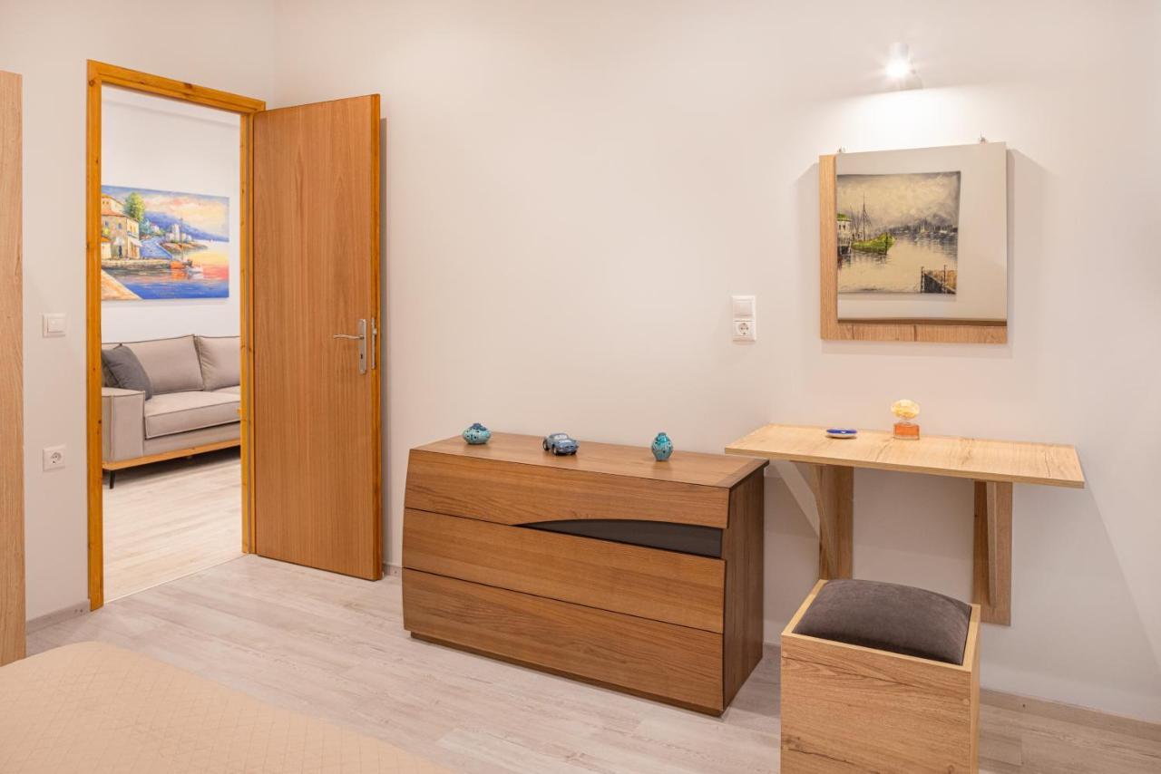 Fiera Luxury Apartments. Kokkari Bagian luar foto